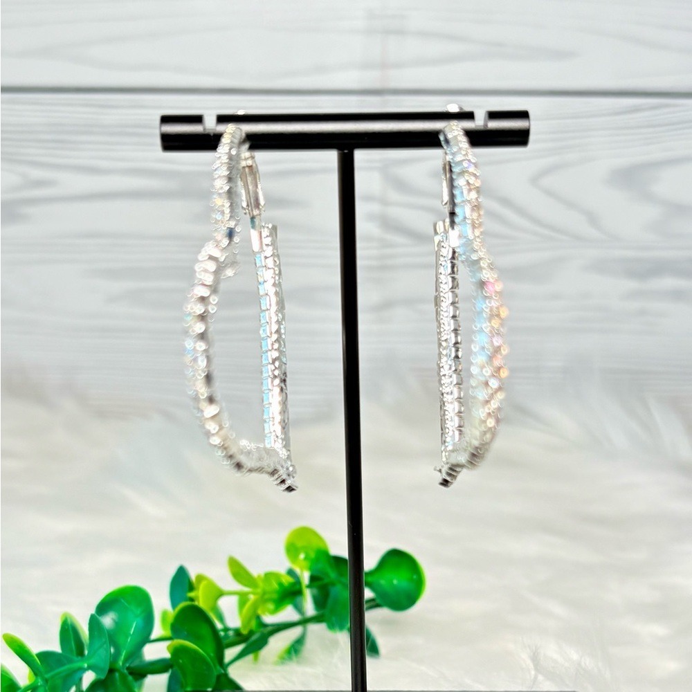 Sparkling Rhinestone‎ Heart Hoop Earrings - Picture 12 of 17